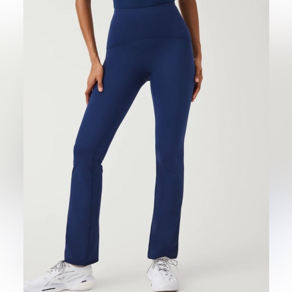 SPANX Pants - New Spanx Booty Boost Leggings L